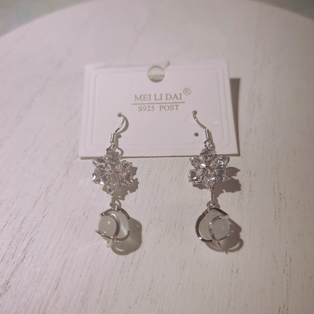 Silver Floral Earrings